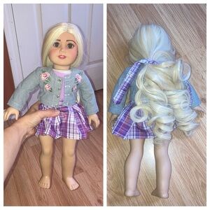 Pleasant Company American Girl Blonde Collectible Doll